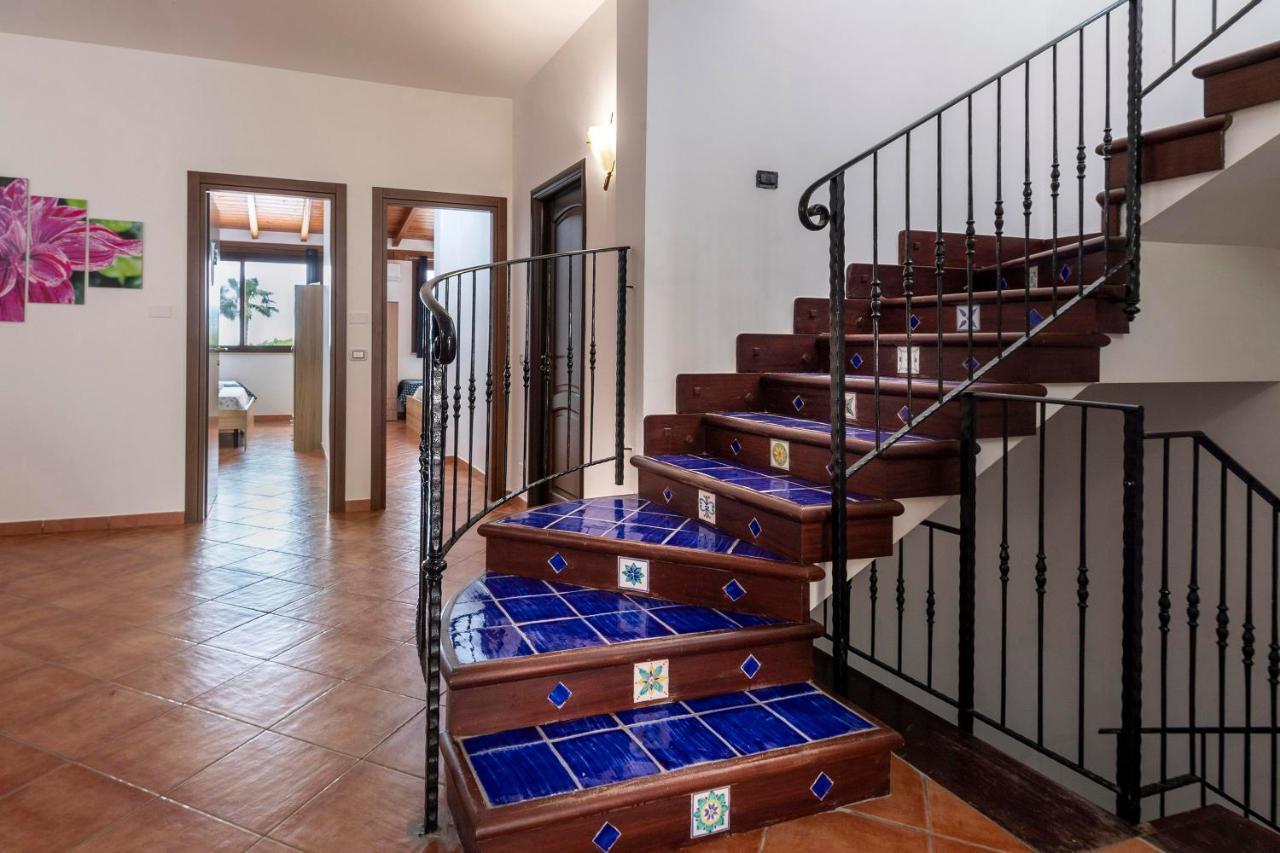 Alelida Villa Con Piscina Cinisi Kültér fotó