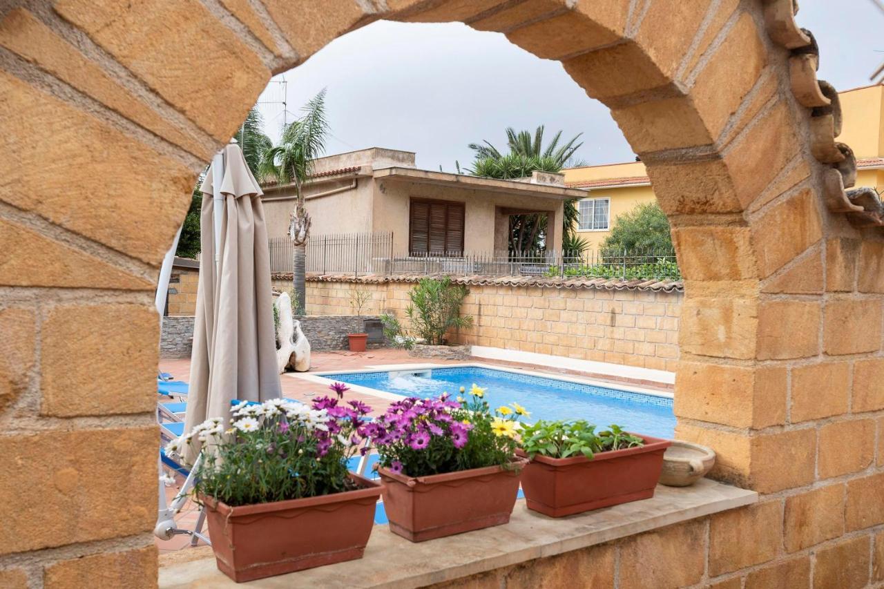 Alelida Villa Con Piscina Cinisi Kültér fotó